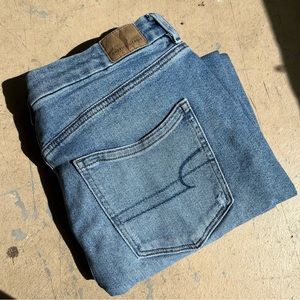 American eagle mom jeans